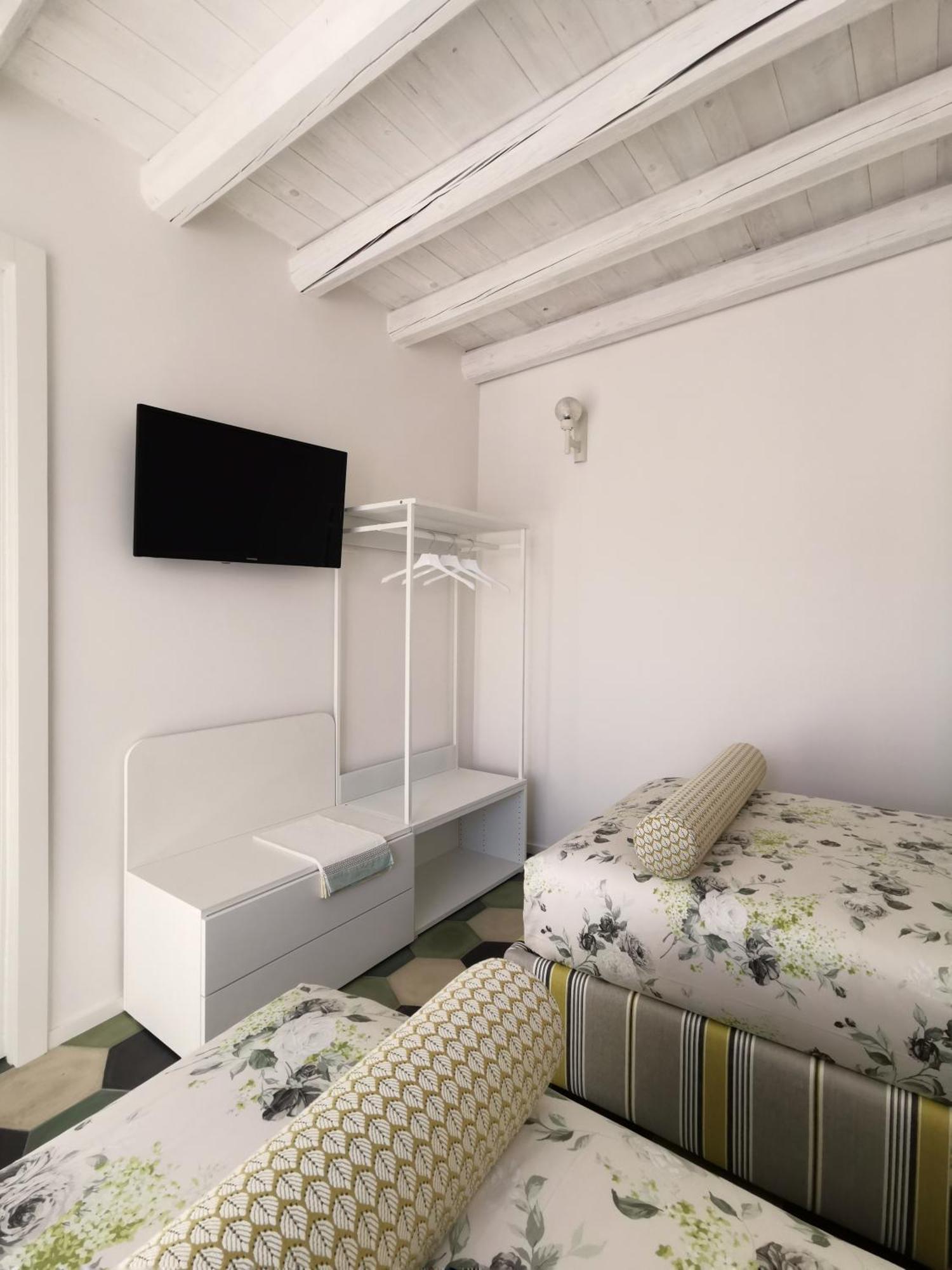 Coniger 4 Casa Vacanze In Centro Lecce Con Wi-Fi E Smart Tv Exterior photo